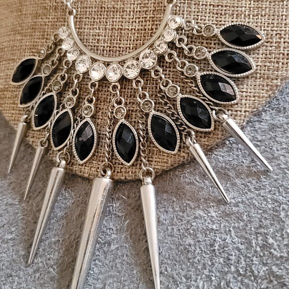 Necklace ZAD Silver Tone Chain Style Rhinestones Black Jewelry Costume Fashion - Picture 4 of 4